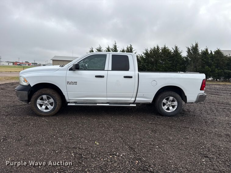 image for item FB6670 2014 RAM 1500 Ext. Cab pickup truck