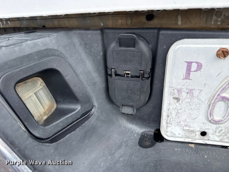 image for item FB6670 2014 RAM 1500 Ext. Cab pickup truck