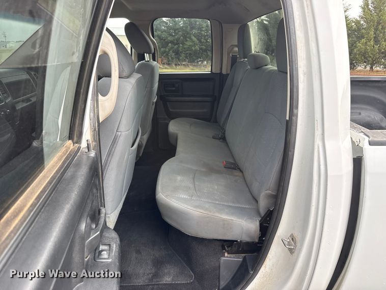 image for item FB6670 2014 RAM 1500 Ext. Cab pickup truck