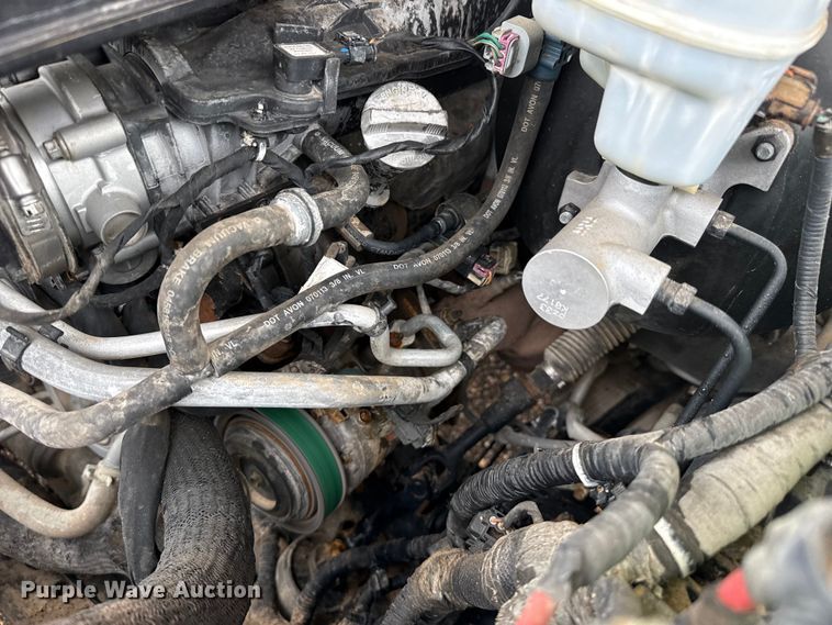 image for item FB6670 2014 RAM 1500 Ext. Cab pickup truck
