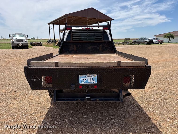 image for item FB6734 2009 Chevrolet Silverado 2500HD Crew Cab flatbed pickup truck