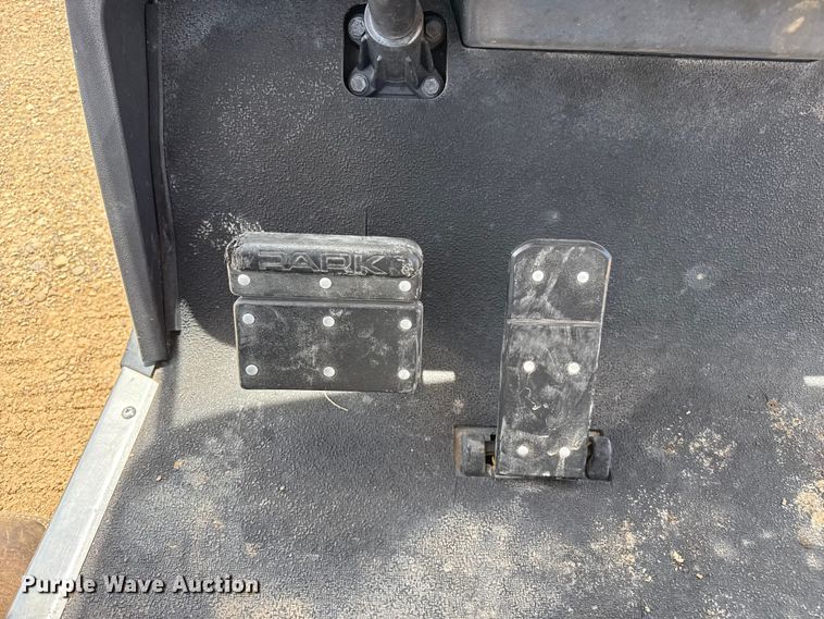 image for item FB6735 E-Z-GO golf cart