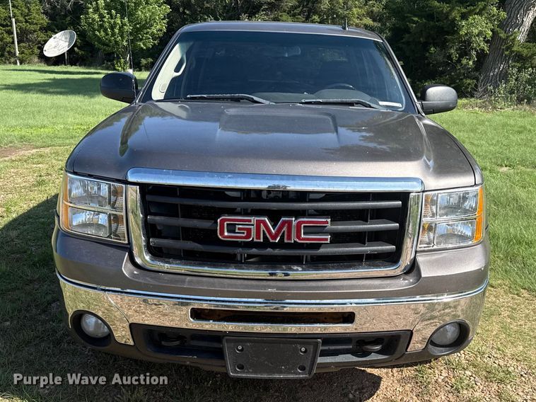 image for item FB6736 2012 GMC Sierra 1500 Crew Cab pickup truck