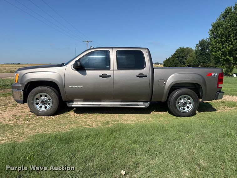 image for item FB6736 2012 GMC Sierra 1500 Crew Cab pickup truck