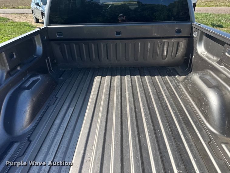 image for item FB6736 2012 GMC Sierra 1500 Crew Cab pickup truck