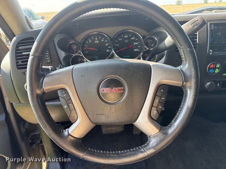 image for item FB6736 2012 GMC Sierra 1500 Crew Cab pickup truck