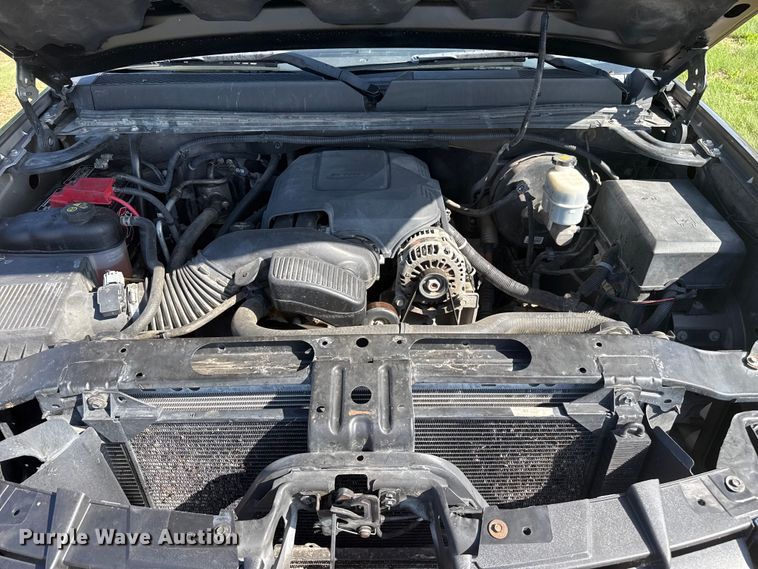 image for item FB6736 2012 GMC Sierra 1500 Crew Cab pickup truck