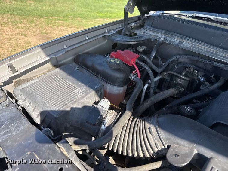 image for item FB6736 2012 GMC Sierra 1500 Crew Cab pickup truck
