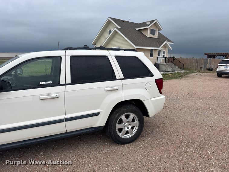 image for item FB7437 2008 Jeep Grand Cherokee SUV