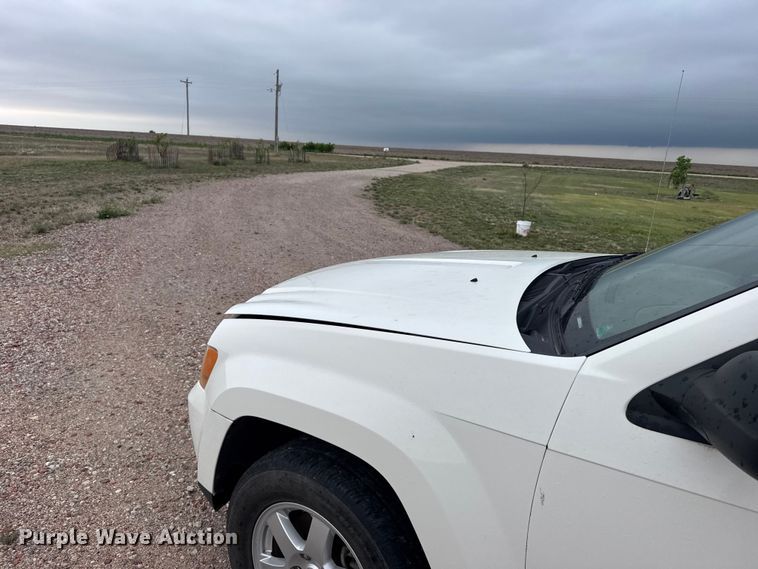 image for item FB7437 2008 Jeep Grand Cherokee SUV