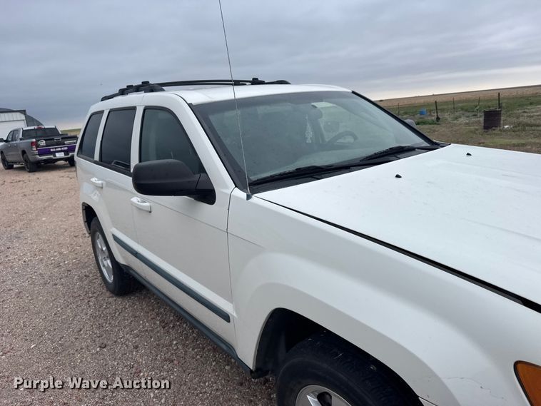 image for item FB7437 2008 Jeep Grand Cherokee SUV