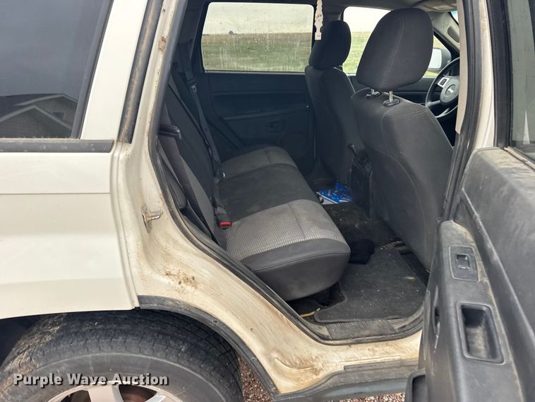 image for item FB7437 2008 Jeep Grand Cherokee SUV