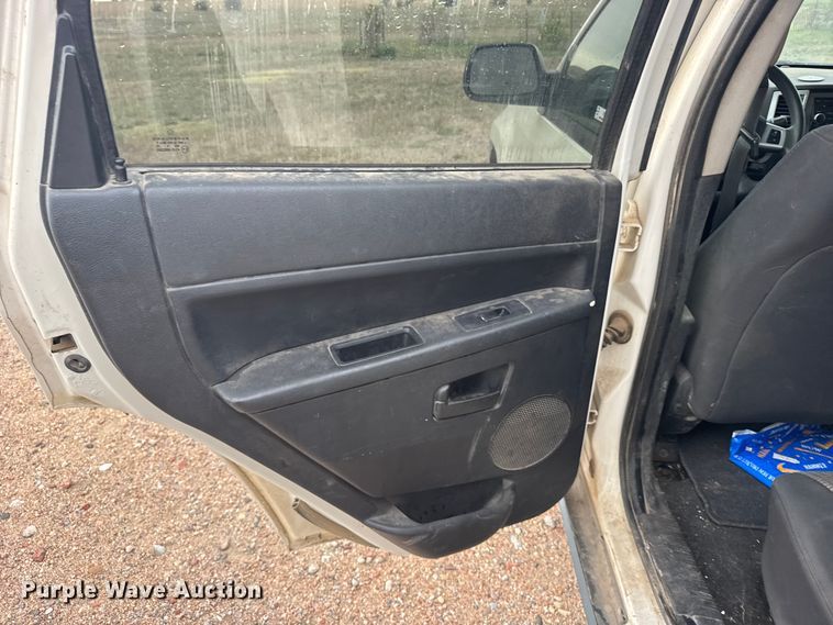 image for item FB7437 2008 Jeep Grand Cherokee SUV