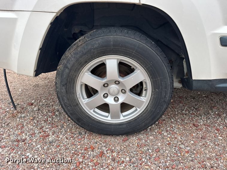 image for item FB7437 2008 Jeep Grand Cherokee SUV
