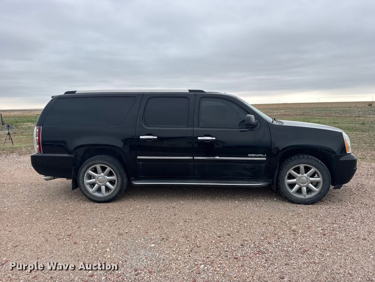 image for item FB7438 2012 GMC Yukon SUV