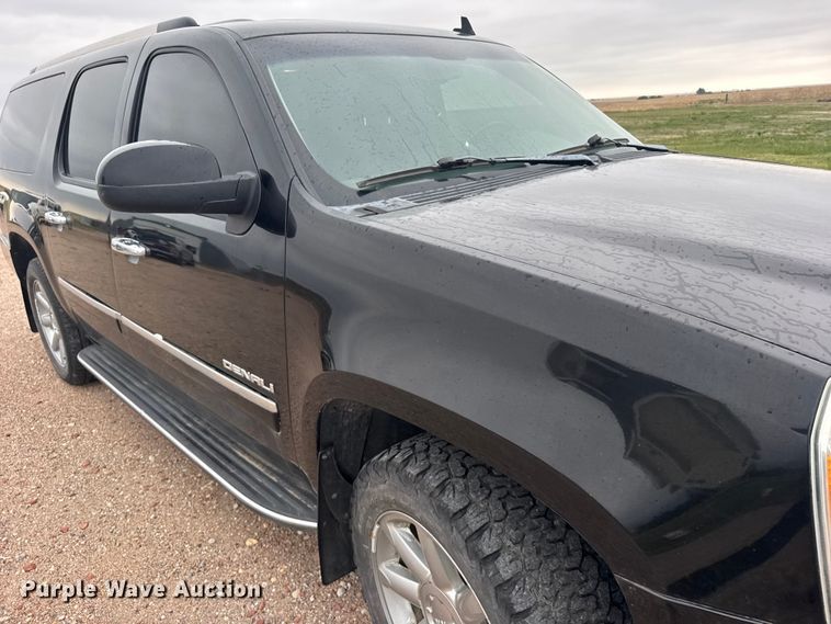 image for item FB7438 2012 GMC Yukon SUV