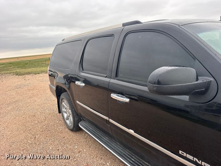 image for item FB7438 2012 GMC Yukon SUV