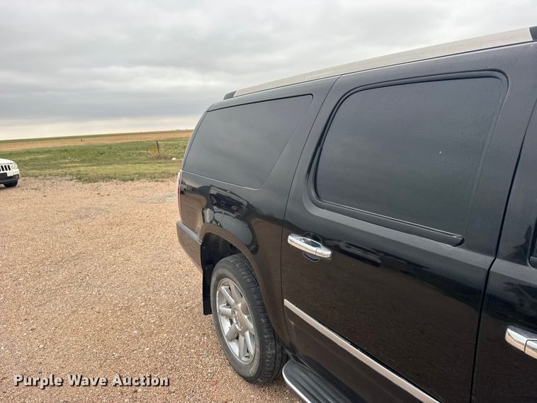 image for item FB7438 2012 GMC Yukon SUV