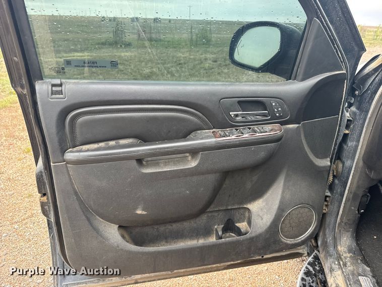 image for item FB7438 2012 GMC Yukon SUV