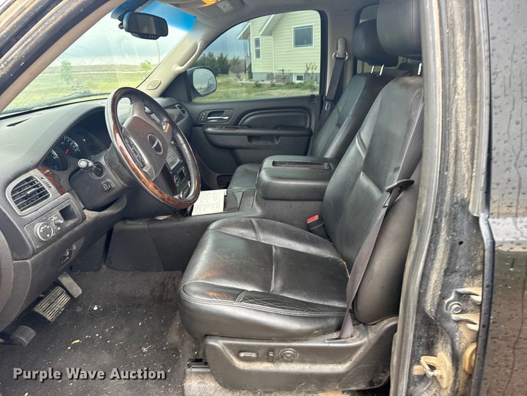 image for item FB7438 2012 GMC Yukon SUV