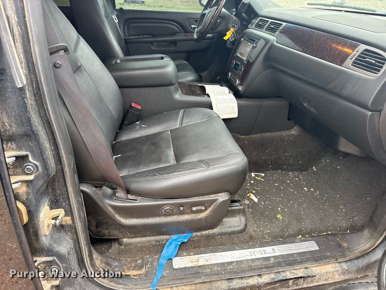 image for item FB7438 2012 GMC Yukon SUV