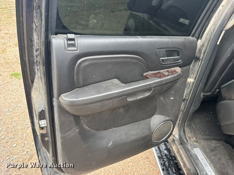 image for item FB7438 2012 GMC Yukon SUV