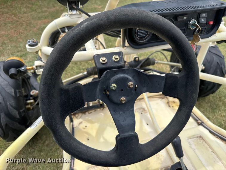 image for item FB7447 2011 Zhejiangdi Go-Kart