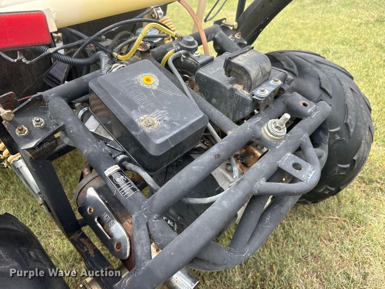 image for item FB7447 2011 Zhejiangdi Go-Kart
