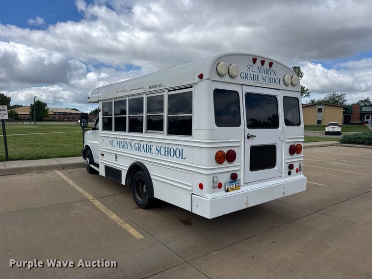 image for item FB7452 2003 Chevrolet Express school bus