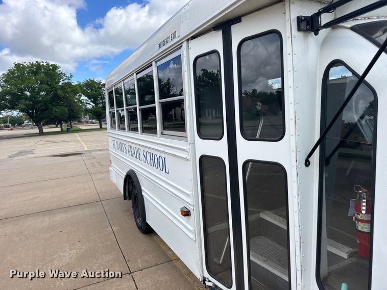image for item FB7452 2003 Chevrolet Express school bus