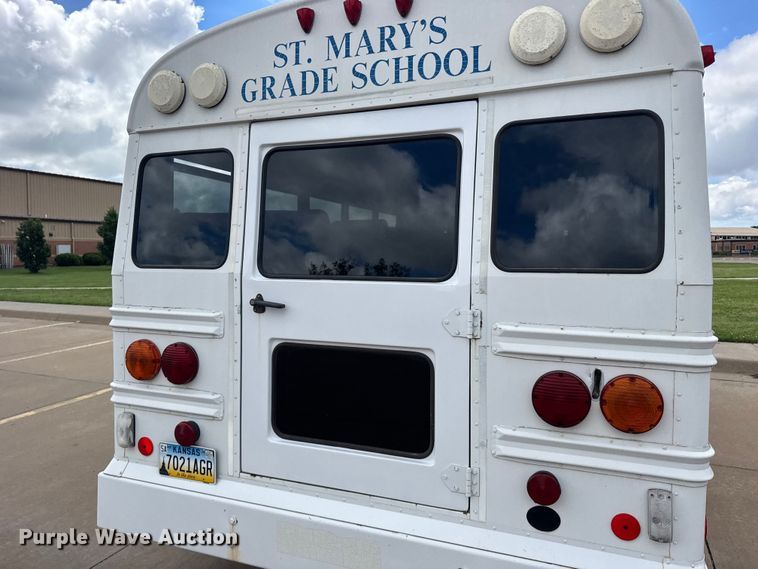 image for item FB7452 2003 Chevrolet Express school bus