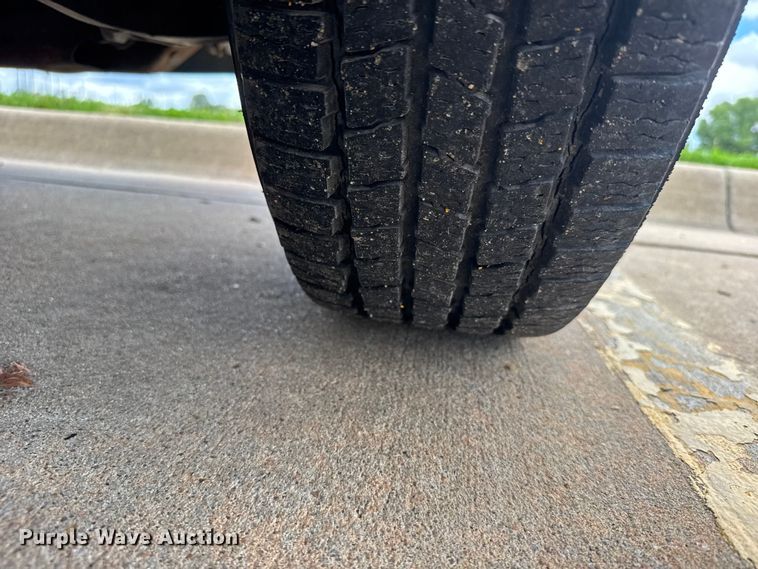 image for item FB7452 2003 Chevrolet Express school bus