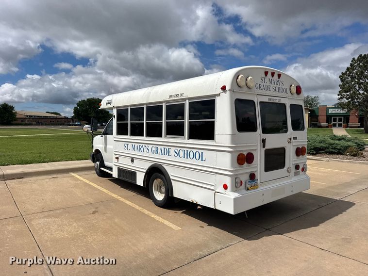 image for item FB7453 2003 Chevrolet Express school bus