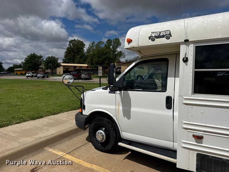 image for item FB7453 2003 Chevrolet Express school bus
