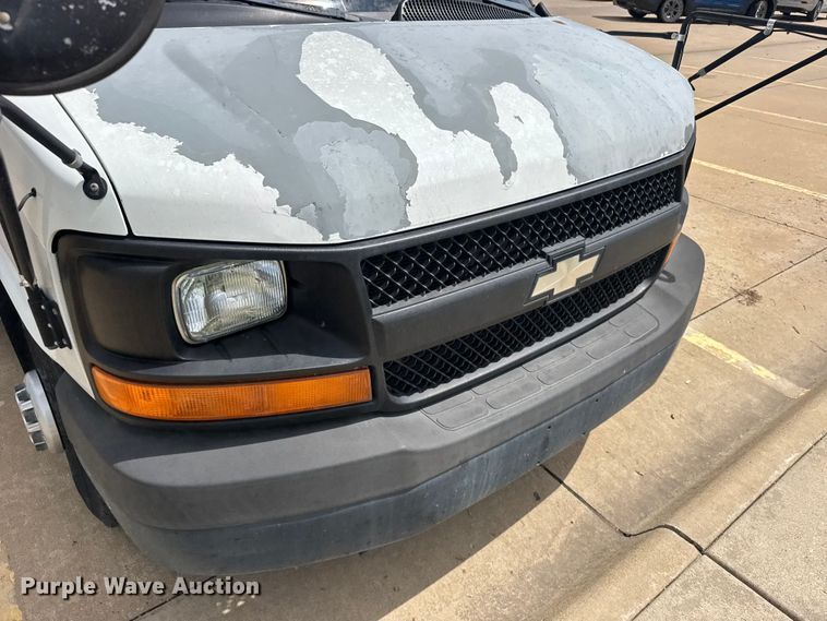 image for item FB7453 2003 Chevrolet Express school bus