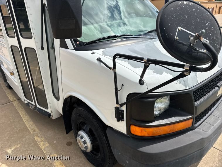 image for item FB7453 2003 Chevrolet Express school bus