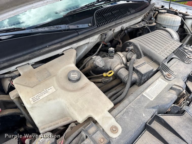 image for item FB7453 2003 Chevrolet Express school bus