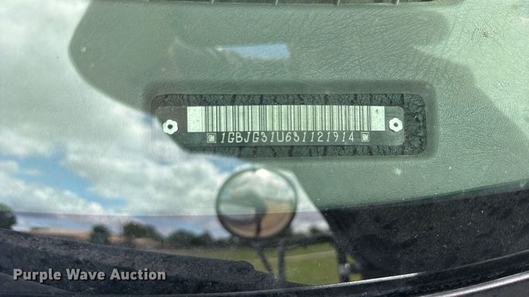 image for item FB7453 2003 Chevrolet Express school bus