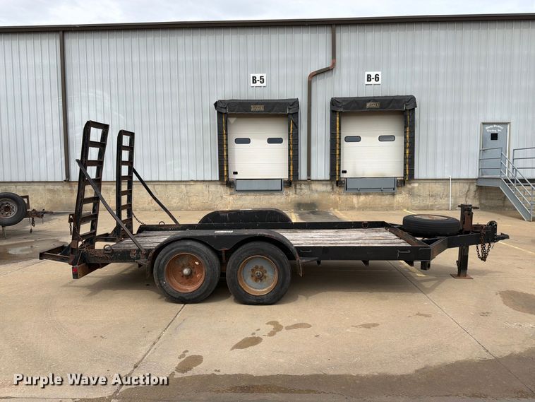 image for item FB7458 2001 Supe equipment trailer