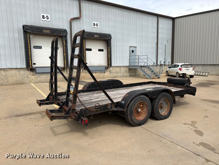 image for item FB7458 2001 Supe equipment trailer