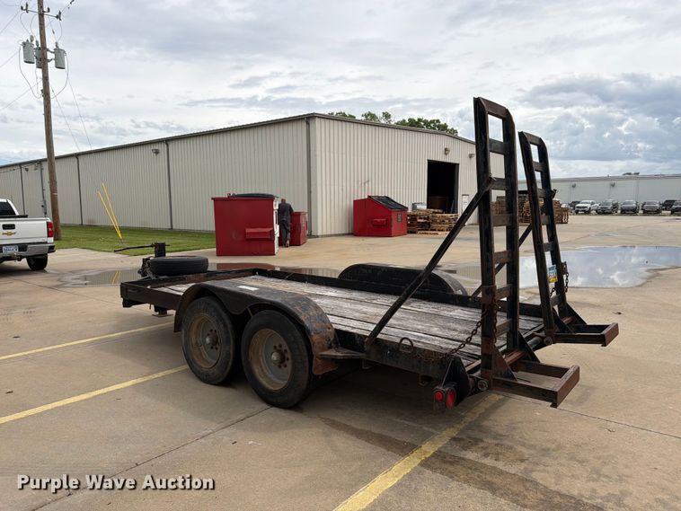 image for item FB7458 2001 Supe equipment trailer