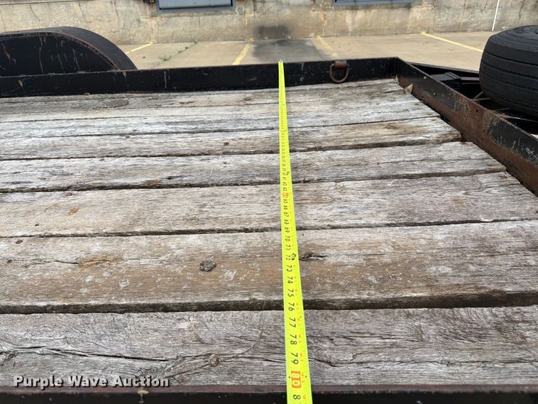 image for item FB7458 2001 Supe equipment trailer