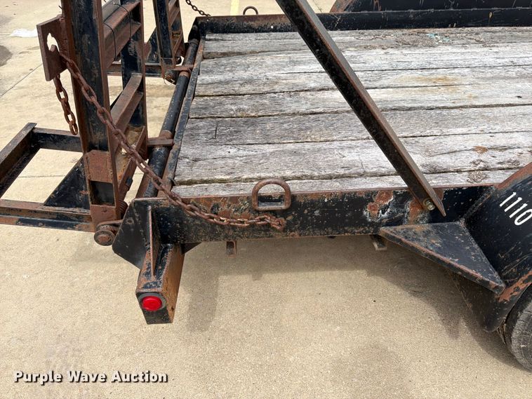 image for item FB7458 2001 Supe equipment trailer