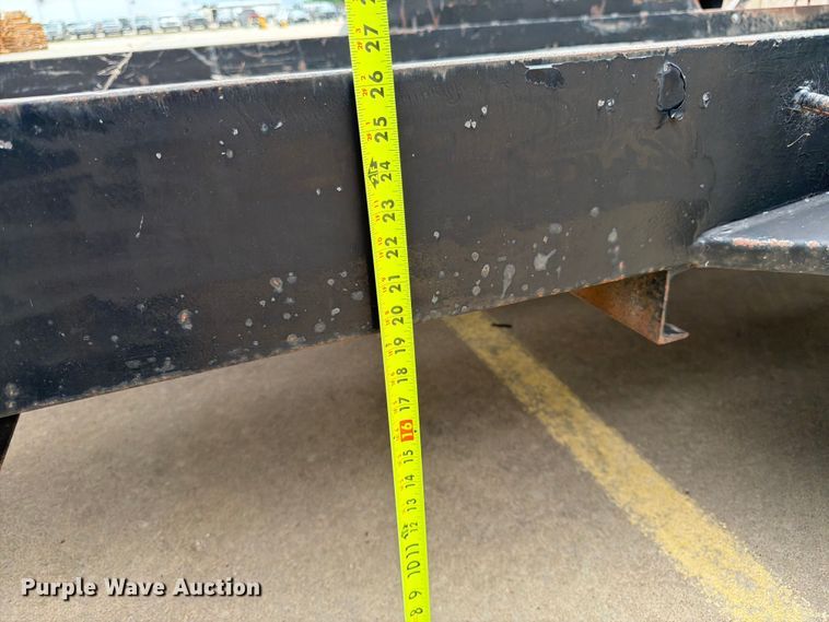 image for item FB7458 2001 Supe equipment trailer