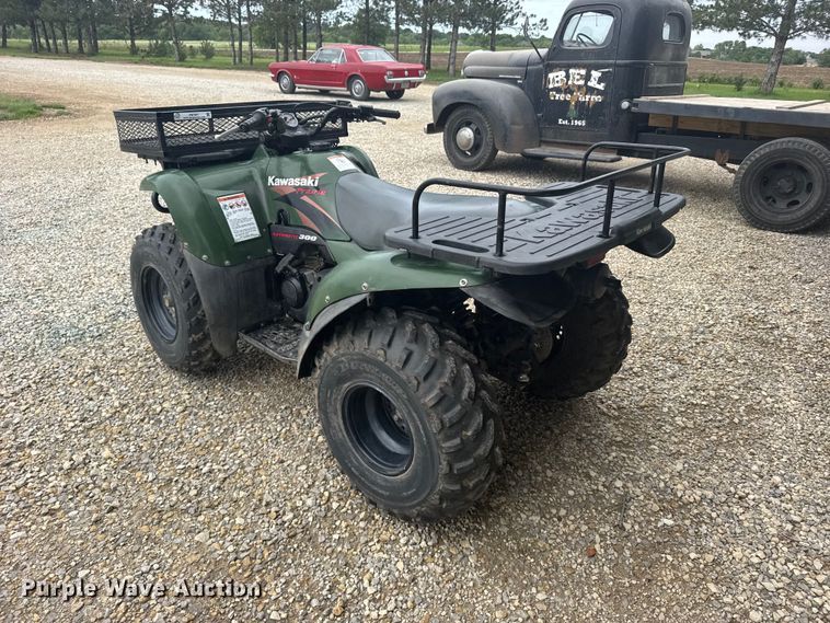 image for item FB7461 2000 Kawasaki Prairie 300 