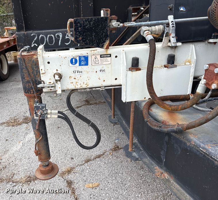 image for item FB8482 2009 All Wheel Drive Equipment Mfg GT12.5 grapple trailer