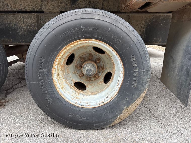 image for item FB8482 2009 All Wheel Drive Equipment Mfg GT12.5 grapple trailer