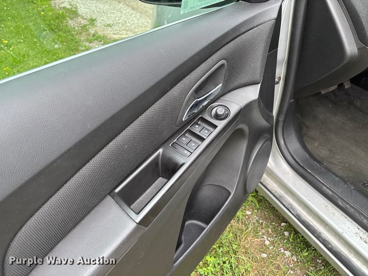 image for item FC1638 2013 Chevrolet Cruze 