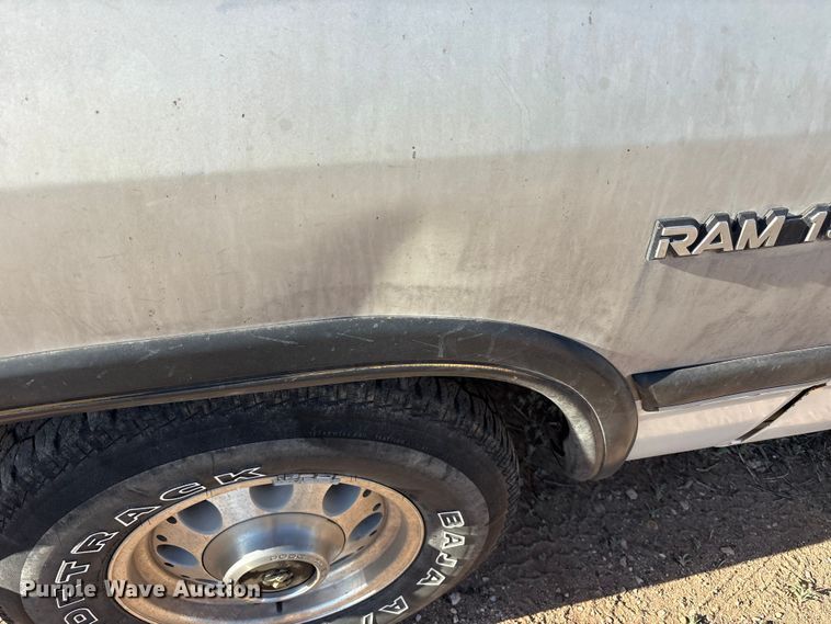 image for item FC2160 1991 Dodge D150 Ext. Cab pickup truck