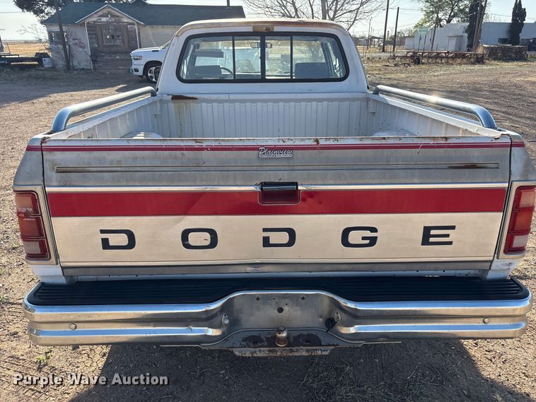 image for item FC2160 1991 Dodge D150 Ext. Cab pickup truck